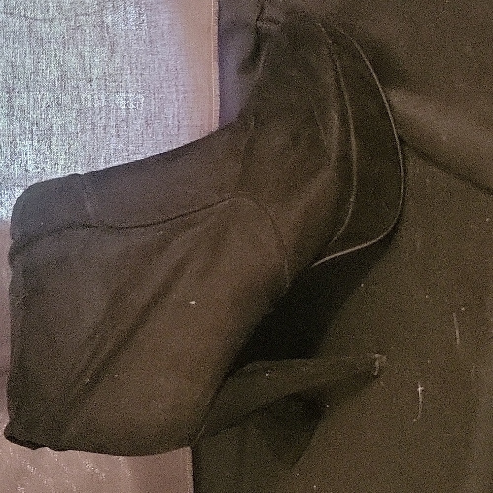 Black knee high heel boots - Picture 5 of 5